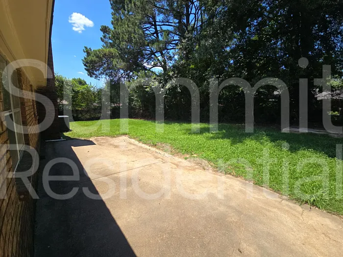 5210 Steuben Dr — Photo 16