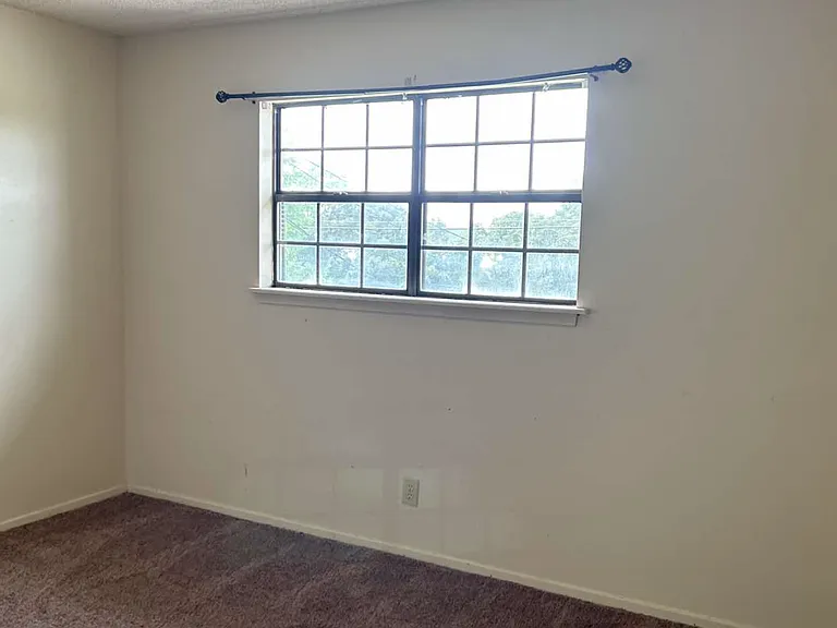 57 W Elmwood Dr #A — Photo 17