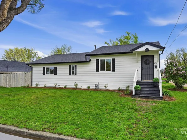 1912 5th St S, Nampa, ID 83651