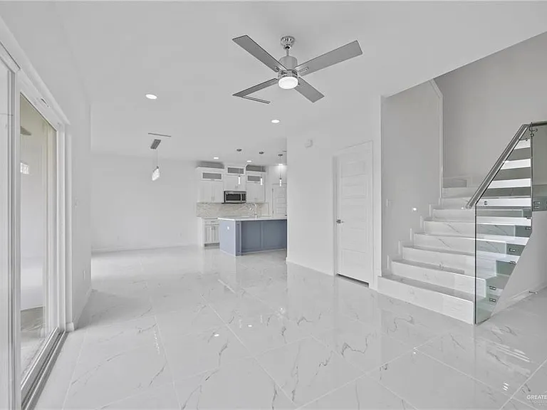 2614 E Solar Dr — Photo 6