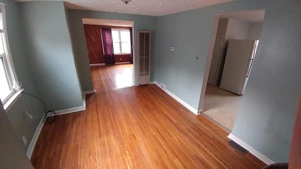 1st image of 615 Englewood Ave