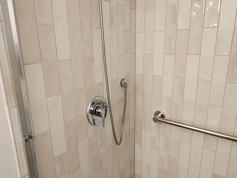 242 Crossroads Cir — Photo 3