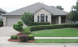 1st image of 104 Lakehill Ct