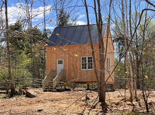 320 Shore Rd, Bremen, ME 04551