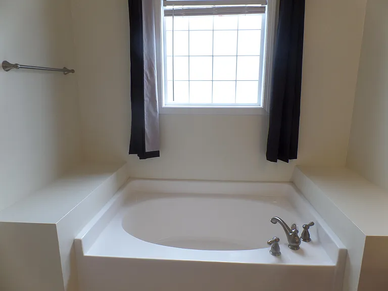 9 Remington Ln — Photo 10
