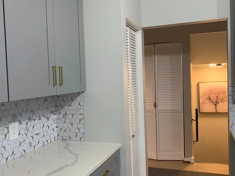 2311 Rockland Ave — Photo 13