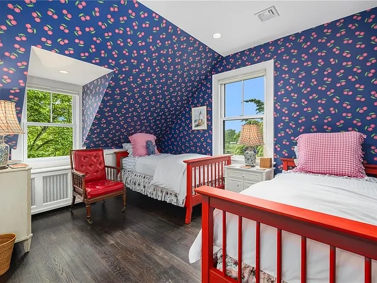 33 Beacon Hill Rd — Photo 18