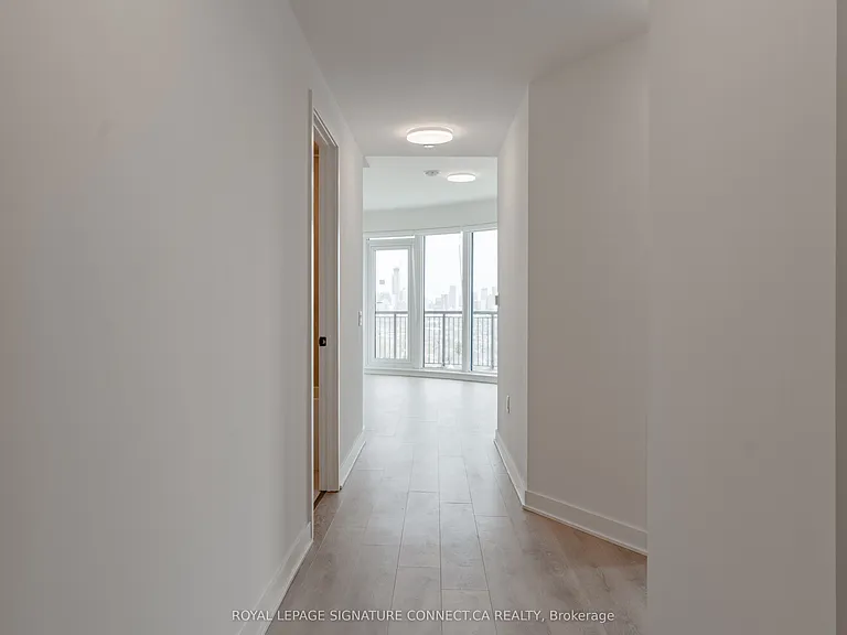 1185 Dupont St #1307 — Photo 3