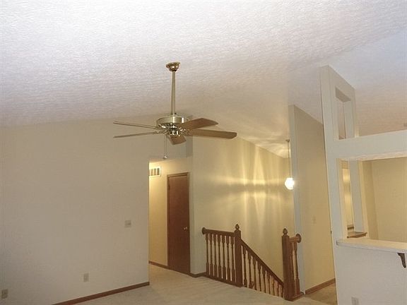 2nd image of 5750 Oyster Bay Way