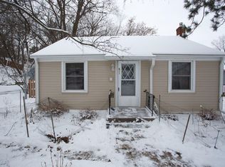 611 9th St, Hudson, WI 54016