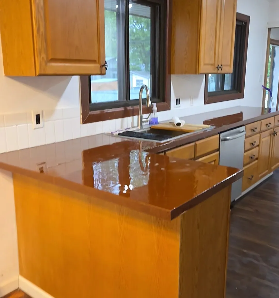 6 bed, 2300 sqft, $3,500 — Photo 4