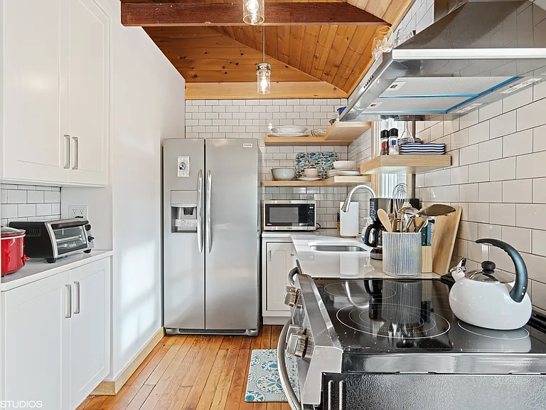 24 Cliff Way — Photo 10