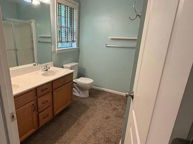 6312 Creekbend Dr — Photo 12