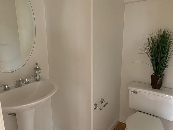 5th image of 2909 Rubino Cir