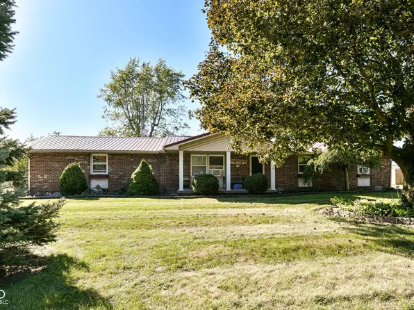 12127 N Everett Dr, Alexandria, IN 46001