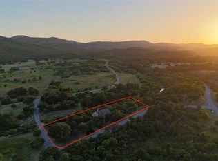 395 NW Apache Dr, Lawton, OK 73507