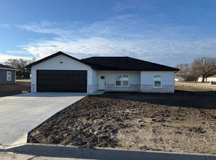 202 E 21st, Beloit, KS 67420