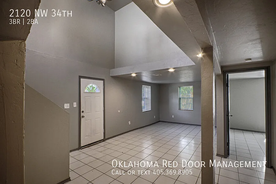 3 Bedroom 2 Bath In Nw Okc — Photo 2