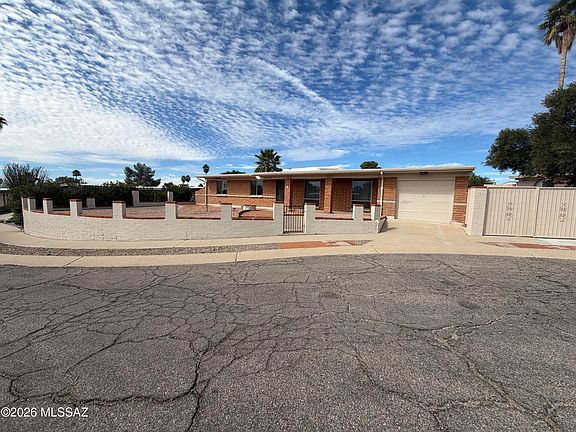 2nd image of 2022 S Faye Pl