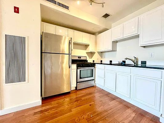 Rented by Doorway NYC, LLC | media 16