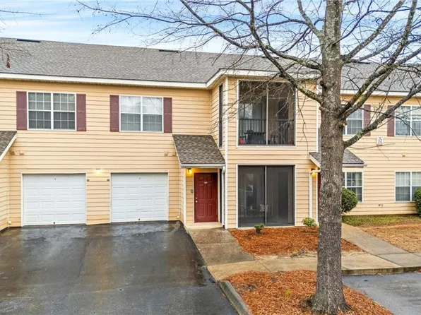 447 W Longleaf Dr, Auburn, AL