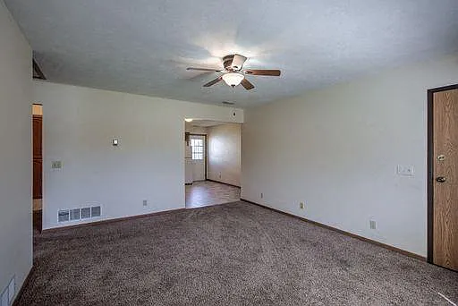 Living room at Gretna Oaks.