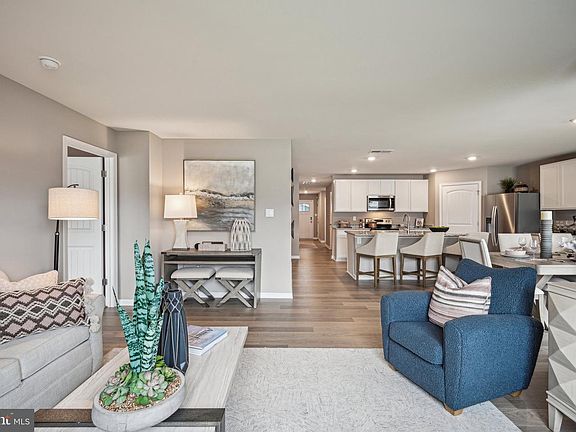 7th image of this home