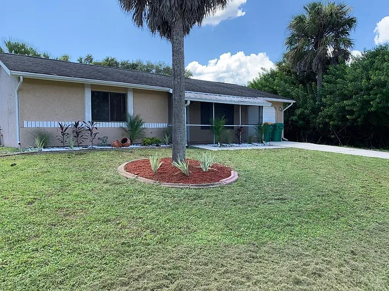 18403 Evenglow Ave — Photo 3