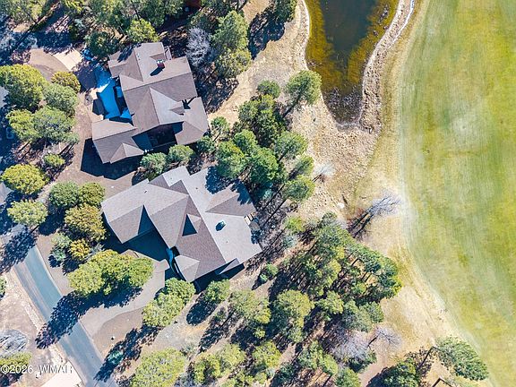 2nd image of 3990 Sugar Pine Loop