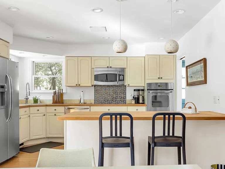 485 Pine Rd — Photo 8