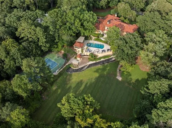 4338 Harris Trl NE, Atlanta, GA 30327