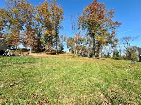 175 Lorraine Ct, Berea, KY 40403