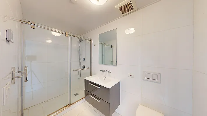 Rented by Bond New York | media 1