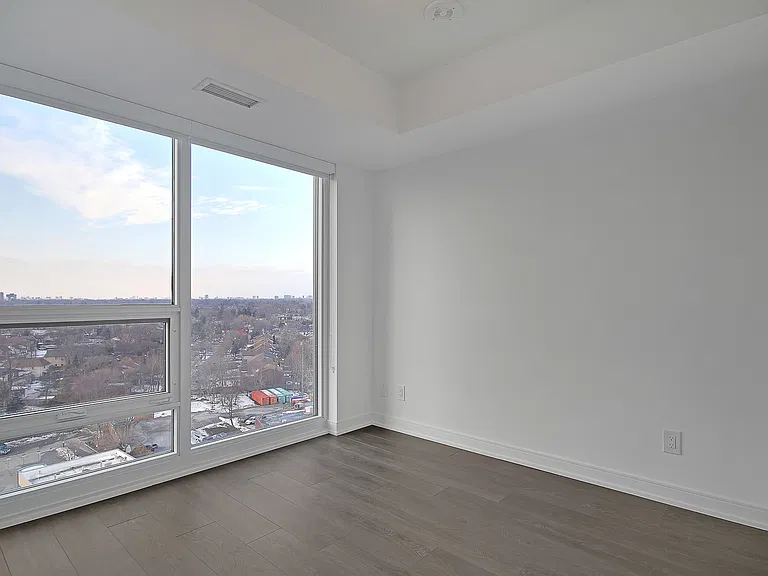30 Samuel Wood Way — Photo 9