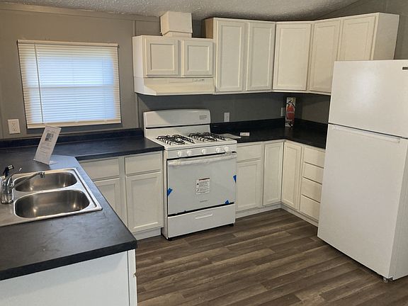 4th image of 530 Reynolds Dr #36