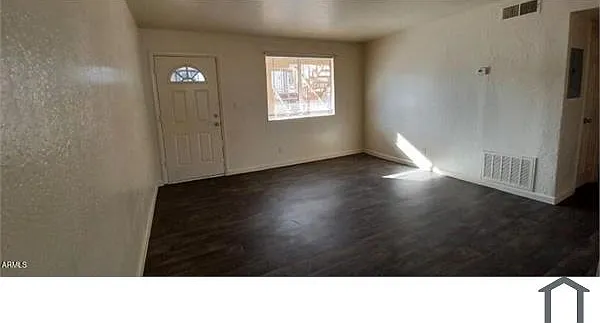 2537 W Georgia Ave — Photo 3
