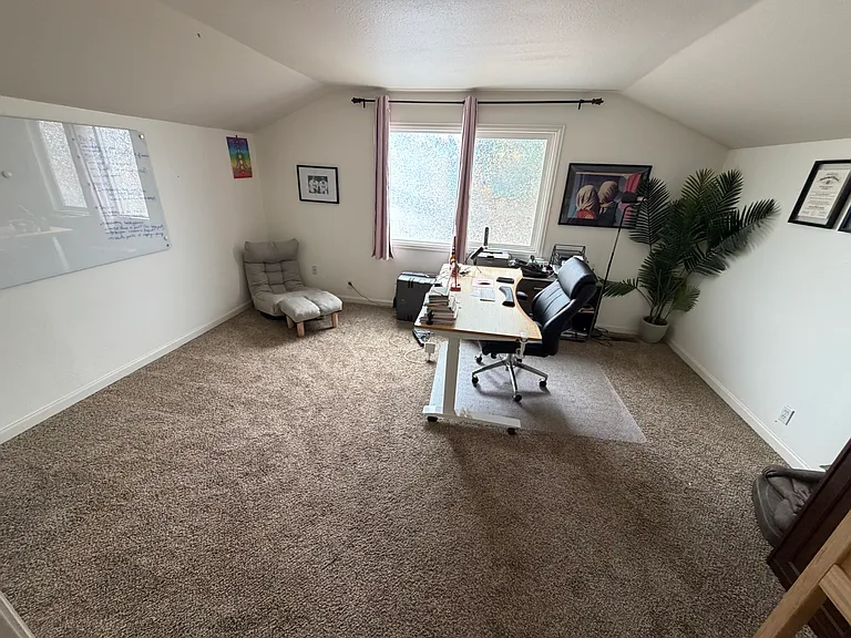 Master bedroom #3
(office)