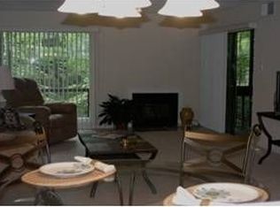 10160 Iron Mill Rd, North Chesterfield, VA 23235