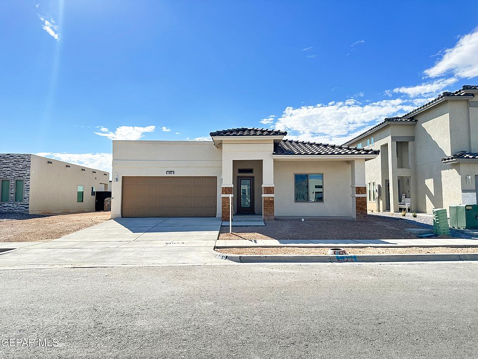 1st image of 609 Paseo Musical St