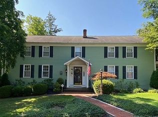 7707 Main St, Olmsted Falls, OH