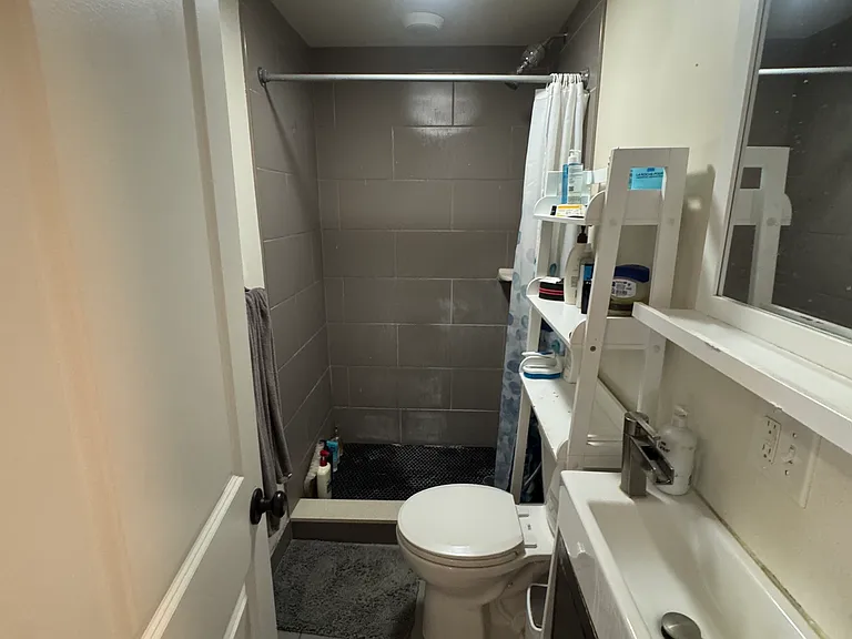 21-23 Weitz St #4 — Photo 10