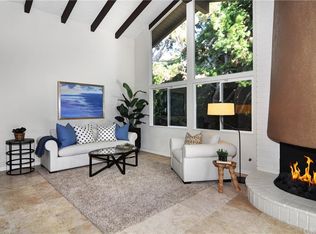 558 Glorieta, Newport Beach, CA 92660