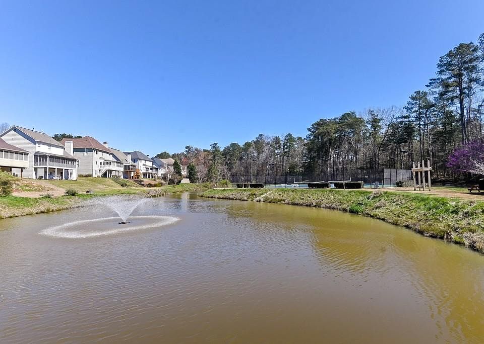 2nd image of 4056 Thornbrook Ln