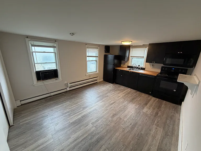 234 S Main St #5 — Photo 2