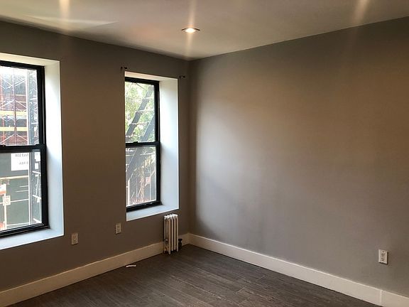 3rd image of 411 E 118th St #6A
