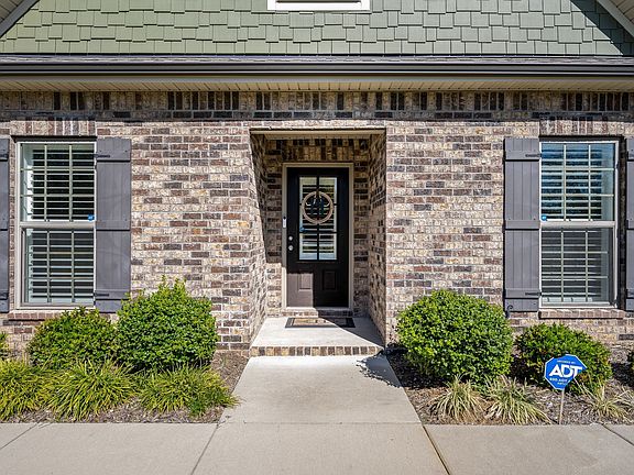 5th image of 5640 Maples Retreat Dr
