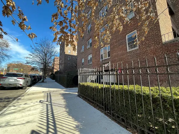 76-10 34th Avenue image 1 of 24