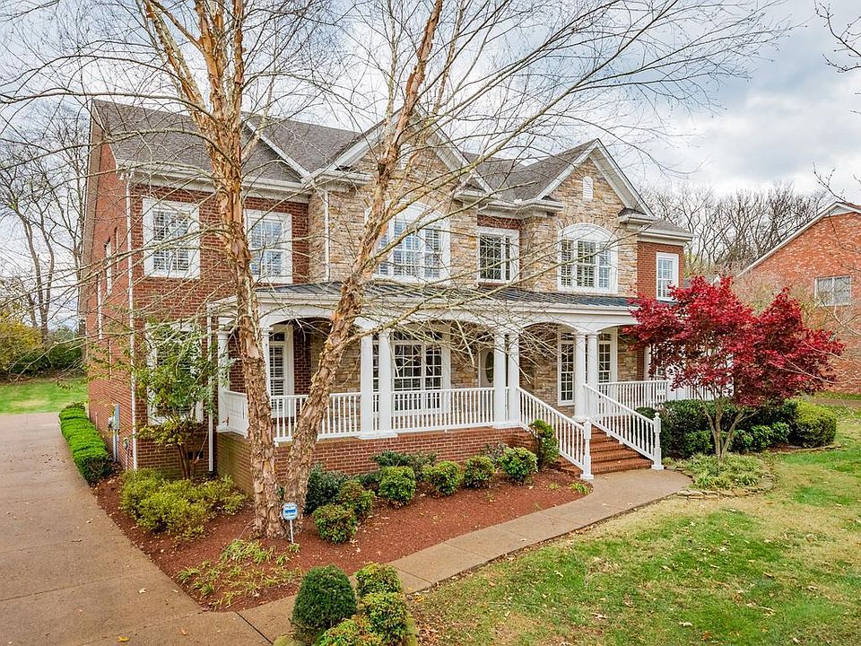 1st image of 240 Gillette Dr