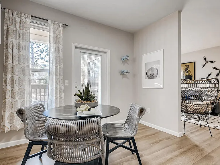 Parkfield Apartment Homes — Photo 3