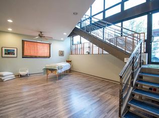 1128 Florence Ave #1E, Evanston, IL 60202